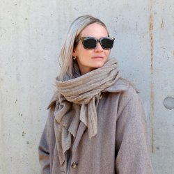 Chic Antique T�rkl�de i cashmere i kabelstrik L160/B50 cm Latte